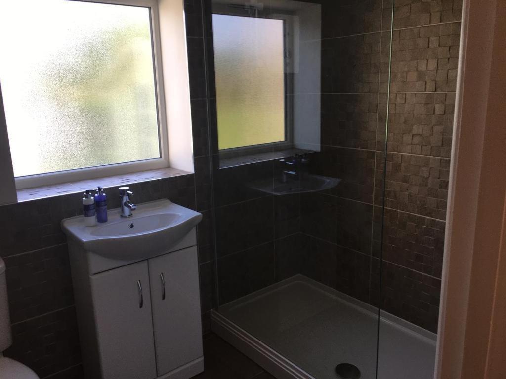 Bond End Road Annex Upton St Leonards - Ideal For Cheltenham Races Matson Экстерьер фото